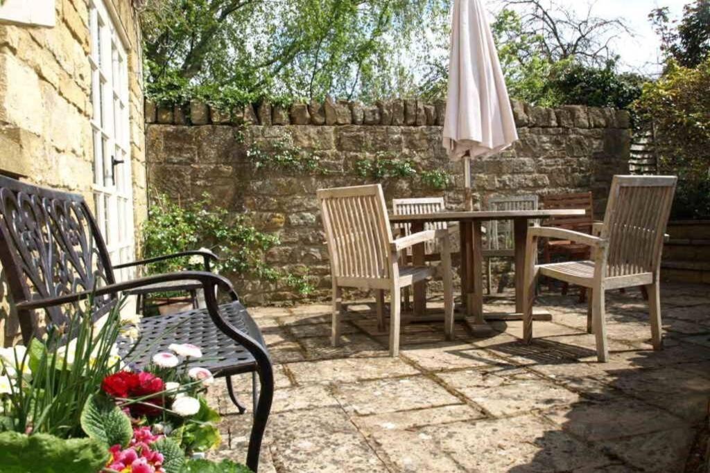 Wisteria Cottage , Pretty Cotswold Cottage Close To Chipping Campden Weston Subedge Экстерьер фото